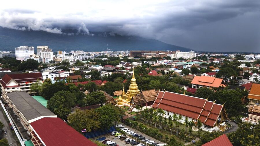 Chiang Mai: Guided Historical City Tour by Bike with Lunch - Getting set up: pro shop test ride, hydration pack, and route briefing