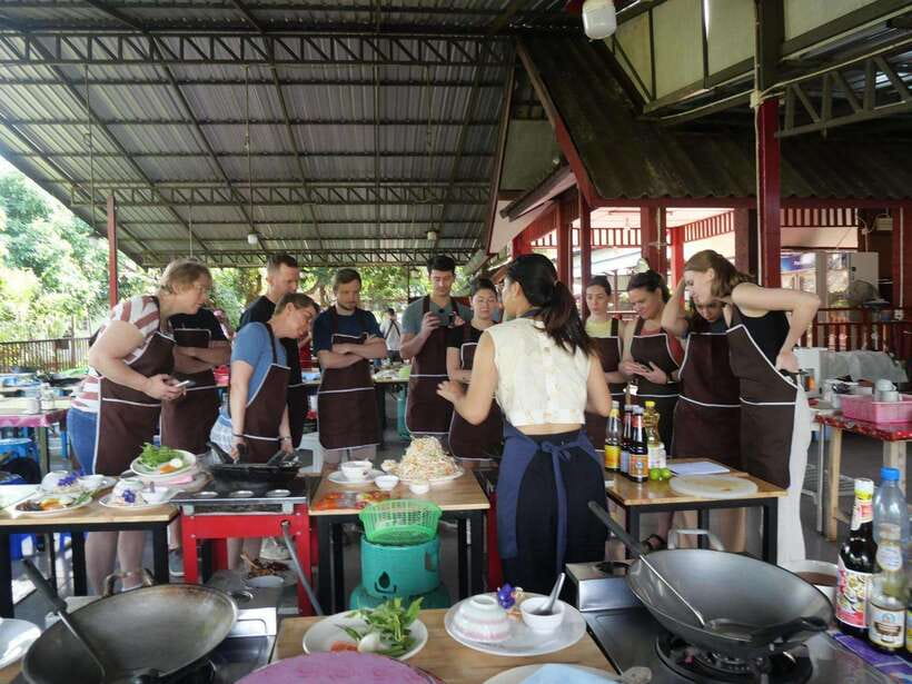 Chiang Mai: Half Day Cooking Class at Organic Farm - Who this cooking class is best for