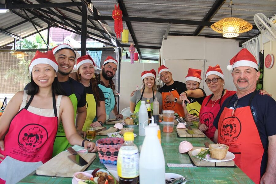 Chiang Mai: Half Day Morning Cooking Class with Market Tour - Market Shopping: Learning Thai Herbs the Practical Way