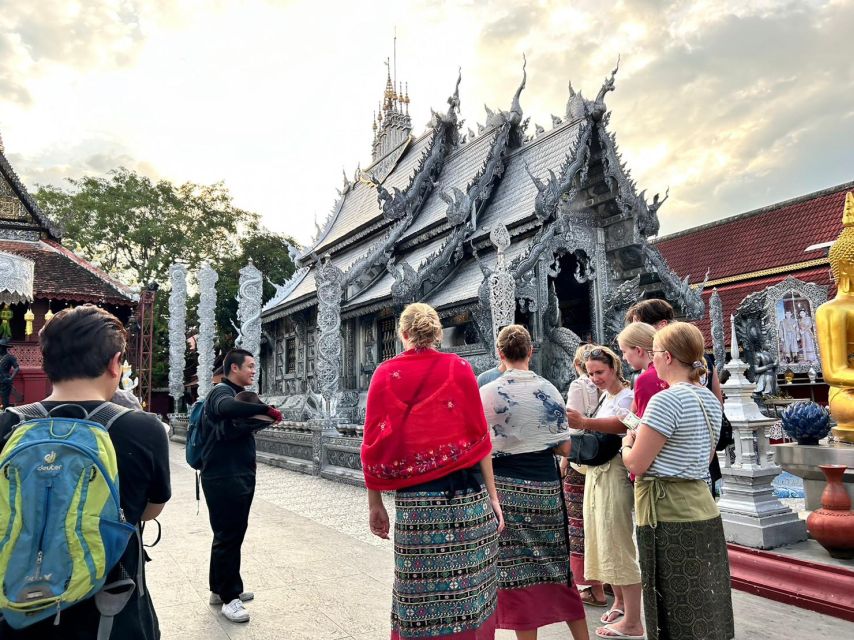 Chiang Mai: Half-Day Old Town Cycling Tour - Key highlights to look for on this Chiang Mai bike tour
