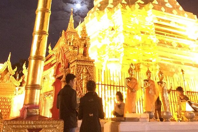 Chiang Mai : Hill Tribe Ways & Evening Chanting at Doi Suthep Temple Small Group - Wat Phra That Doi Suthep at Night: Gold Light, Monks, and Chanting