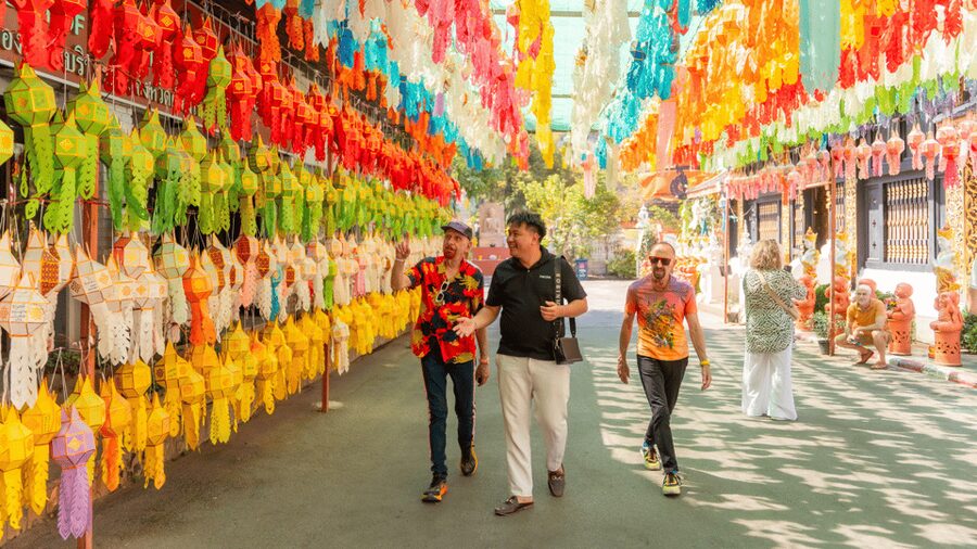 Chiang Mai: Historical and Culture Exploration Walking Tour - Wat Phra Singh: woodcarvings, murals, and the Year-of-the-Dragon pagoda