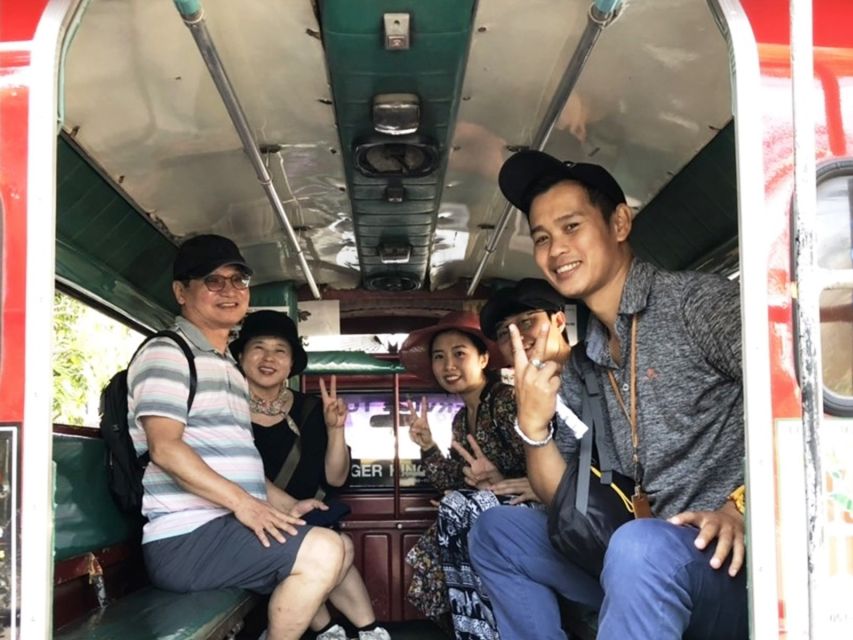 Chiang Mai: History & Mouth Watering Food Tour - Guides Like Pe, Lee, Lynn, Pen, and Lily Change the Whole Tone