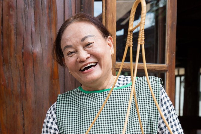 Chiang Mai Home Cooking Class with Garden Tour & Hotel Transfers - What you eat at the family table, plus the sweet finish