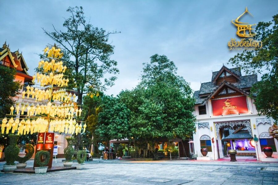 Chiang Mai: Khum Khantoke Northern Thai Cuisine and Show - Seating comfort and who should book (and who should skip)