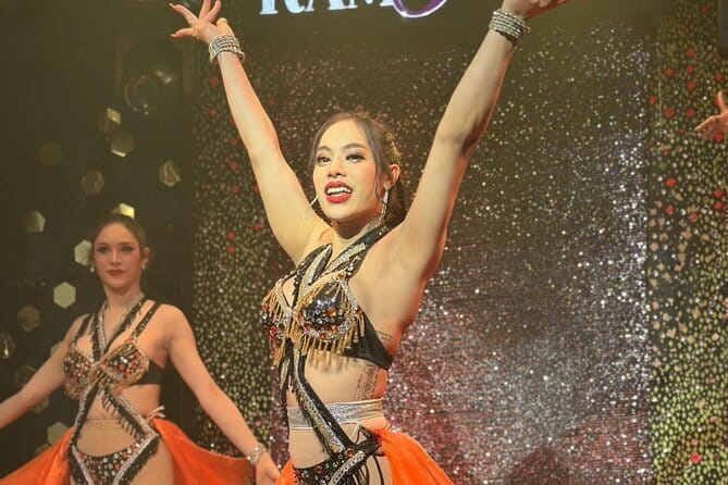 Chiang Mai: Ladyboy Cabaret – Stories, Dinner and Sparkle - Songthaew to Sparkle: what this Chiang Mai night is really about