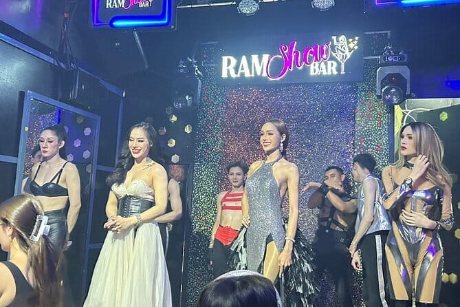 Chiang Mai: Ladyboy Cabaret – Stories, Dinner and Sparkle - How the cabaret turns stories into something you feel