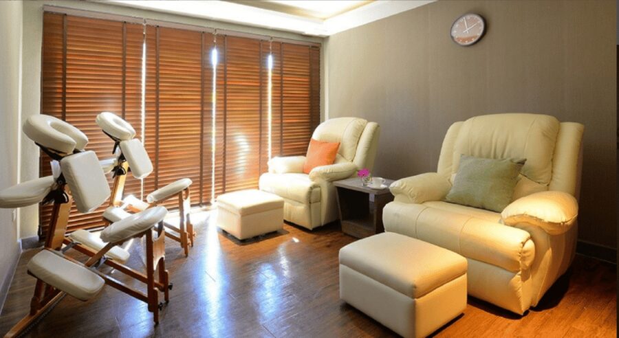 Chiang Mai: Let's Relax Chiang Mai Thapae E-Voucher - Who should book Let’s Relax Chiang Mai Thapae