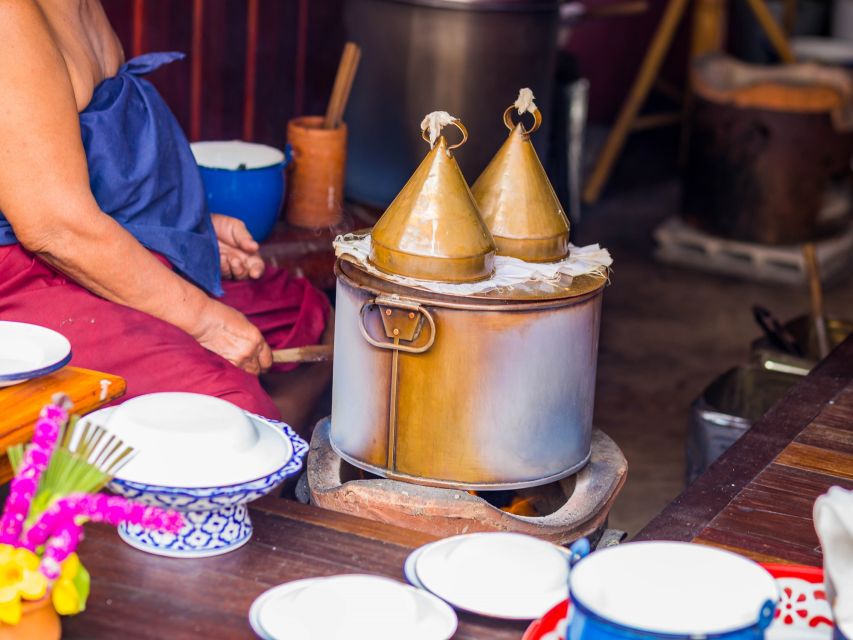 Chiang Mai: Local Food and Markets Guided Walking Tour - Price and logistics, plus what you should budget beyond $48