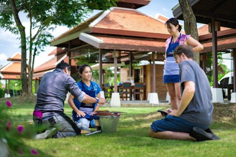 Chiang Mai: Local Northern Thai Cooking Class at Grandma's - Getting to Grandma’s: transfers, timing, and a smooth start