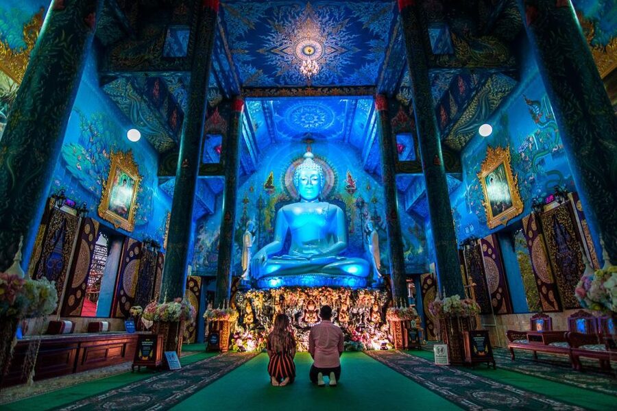 Chiang Mai: Long Neck Village & Chiang Rai’s Iconic Temples - Key things that make this Chiang Rai day trip work