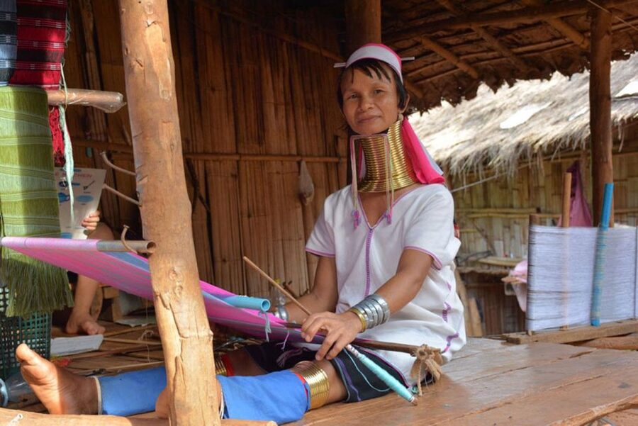Chiang Mai: Long Neck Village & Chiang Rai’s Iconic Temples - Mae Kajan Hot Springs: a warm break with practical limits