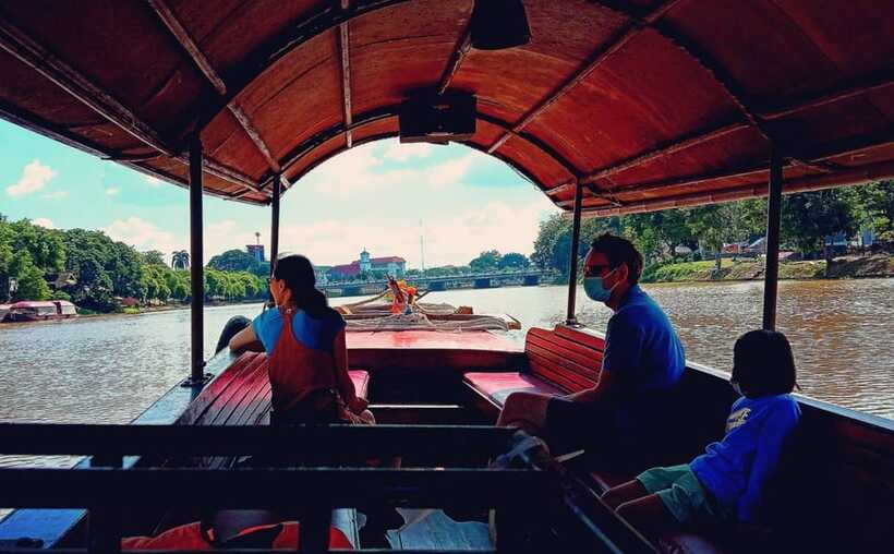 Chiang Mai: Mae Ping River Cruise & Optional Transfer - Khao Soi and Other Lunch Choices, Plus Real Thai Flavor