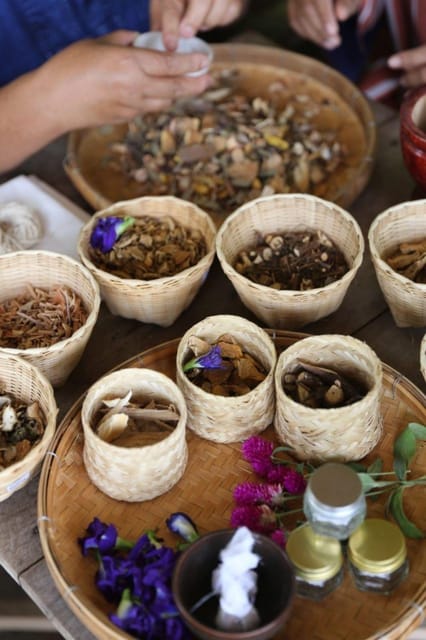Chiang Mai : Making Herbal Ball And Inhaler - Building your inhaler: aromatic personalization without the guesswork