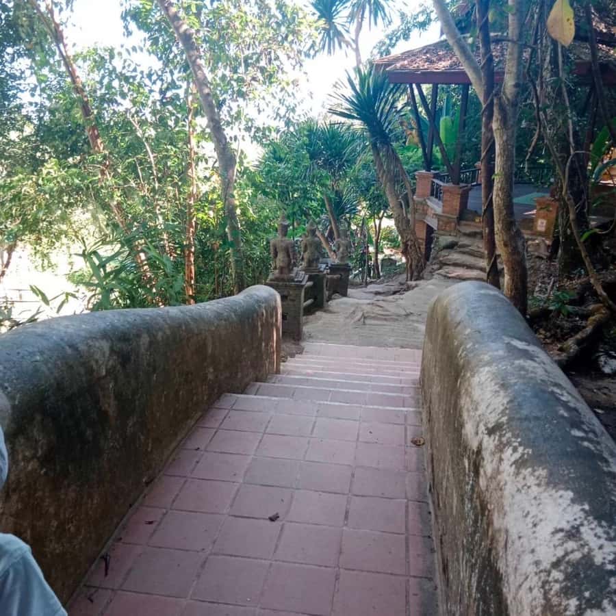 Chiang Mai Monk's Trail Wat Pha Lat & Visit Wat Doi Suthep - Who This Tour Suits Best (And Who Should Skip It)