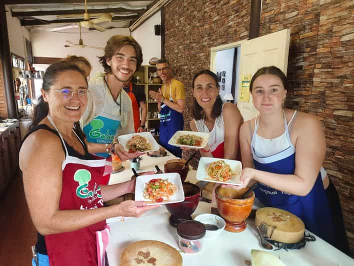 Chiang Mai: Morning Cooking Class with Market Visit - The local market: where your cooking choices start