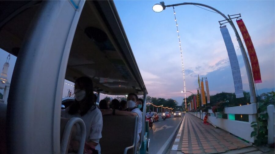 Chiang Mai: Nighttime City Highlights by EV Tram - Key highlights worth planning around