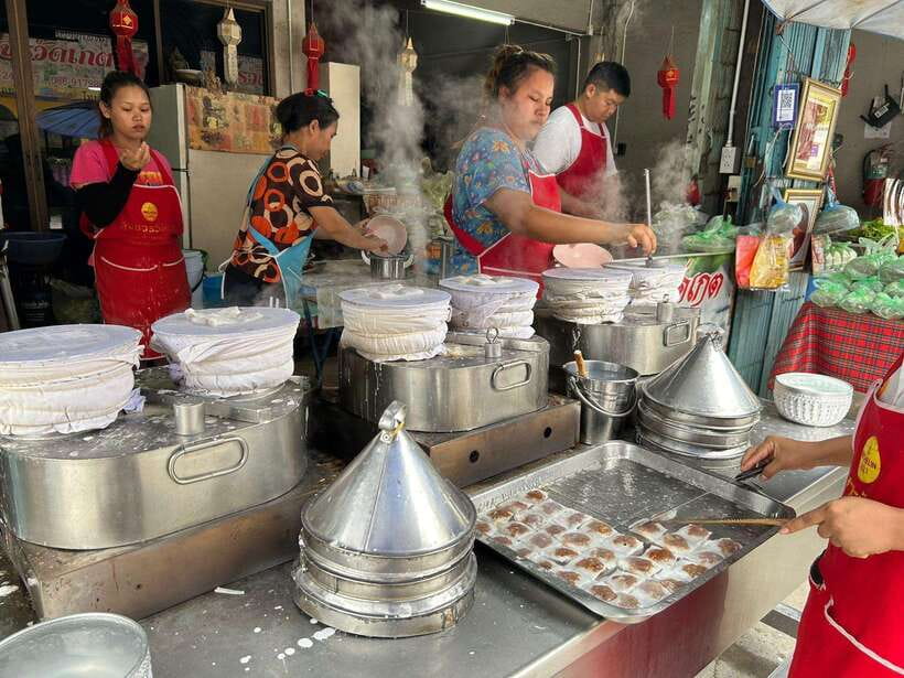 Chiang Mai Old City, Local Market, Local Food Tour - A 5-hour Old City plan that actually feels human