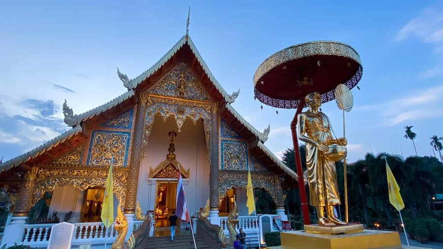 Chiang Mai Old City Twilight Tour: Lanna Majestic Glow - Should you book Chiang Mai Old City Twilight Tour: Lanna Majestic Glow?