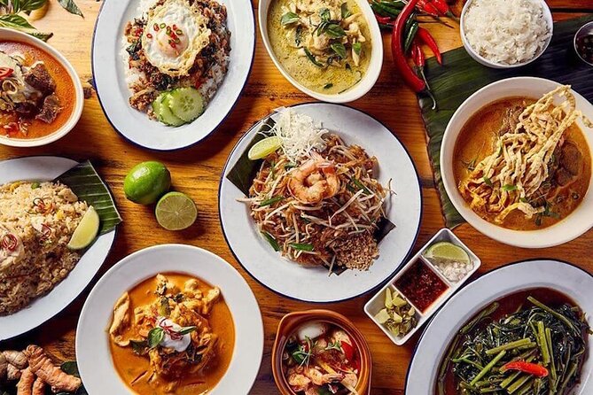 Chiang Mai Pai Full Day Sai Ngam Hot Spring, Pai Canyon, White Buddha, Santichon - Lunch in Pai valley: Thai food, with vegan and halal available