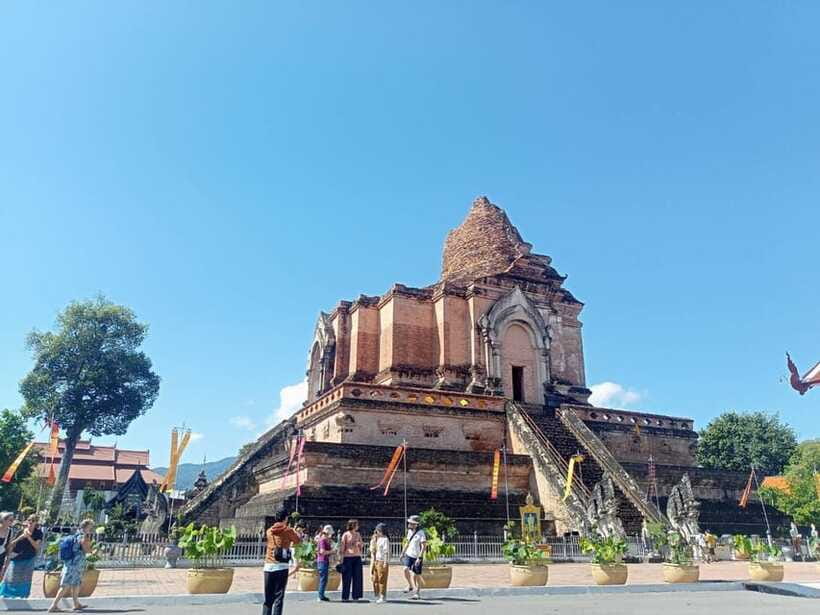 Chiang Mai: Private City Tuk-Tuk Tour - Driver Guidance Without a Formal Tour Guide