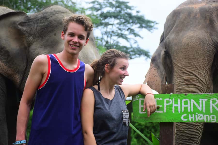 Chiang Mai: Private Elephant Care Experience for Couples - Mud Bathing and Elephant Skin Care You Can Actually See