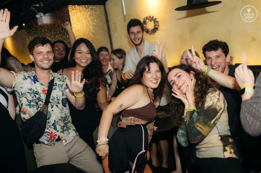Chiang Mai Pub Crawl: 4 Venues, Beer Buffet & VIP Entry - Key details that make this Chiang Mai pub crawl work