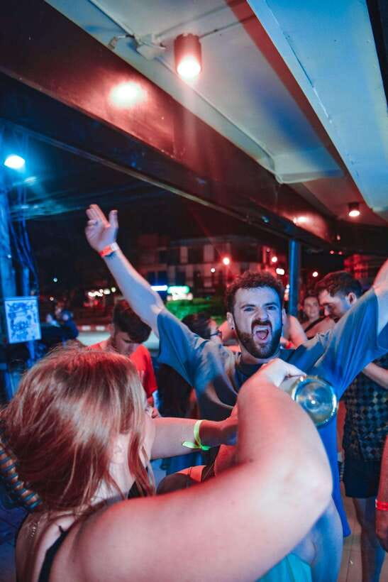 Chiang Mai Pub Crawl: The Best Nightlife in Town! - Who this is perfect for (and who should skip it)