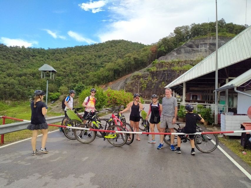 Chiang Mai: Rainforest Guided Mountain Biking Tour - Pickup, van time, and what the 20-minute safety briefing means in real life