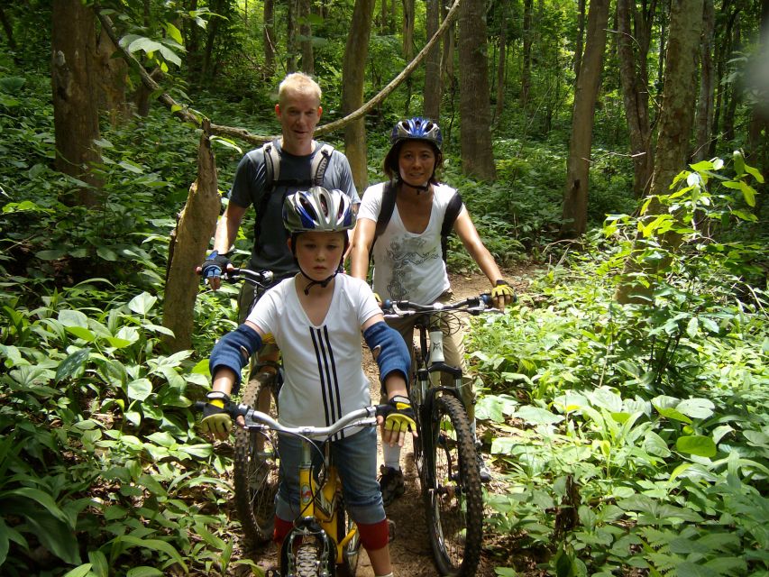 Chiang Mai: Rainforest Guided Mountain Biking Tour - Mae Kuang Dam viewpoint: the break that makes the day feel like a trip