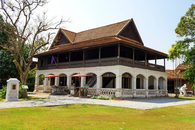 Chiang Mai Scavenger Hunt and Sights Self-Guided Tour - Stop 2, Wat Muang: temple learning built into the clues
