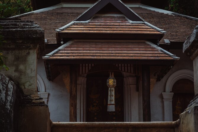 Chiang Mai Shared City Tour with Famous Temples - Wat Chedi Luang: the towering stupa stop in old Chiang Mai