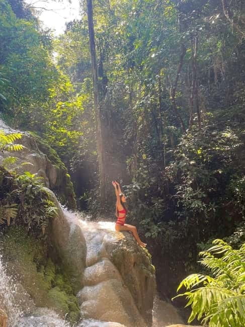 Chiang Mai Sticky Waterfall Adventure-Climb Like Spider-Man! - From Chiang Mai to the waterfall: the 1.5-hour van ride