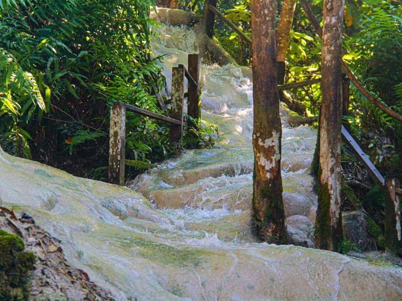 Chiang Mai: Sticky Waterfall by Local Truck with Market Stop - Limits to know before you book
