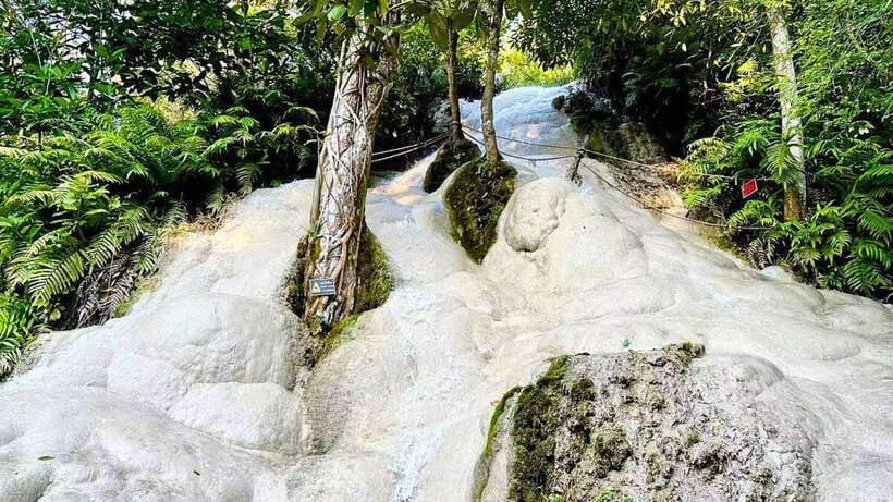 Chiang Mai: Sticky Waterfall, Chet Si Fountain Park Transfer - Key highlights at a glance