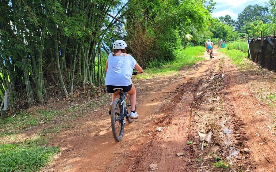 Chiang Mai: Sticky waterfall, lake kayak and cycling tour - The Bike Ride Through the Valley: Mostly Flat, Still Gorgeous