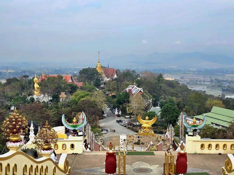 Chiang Mai: Sticky Waterfall scenic loop unseen lake &temple - Bua Thong Sticky Waterfall: the main event and the value of free time