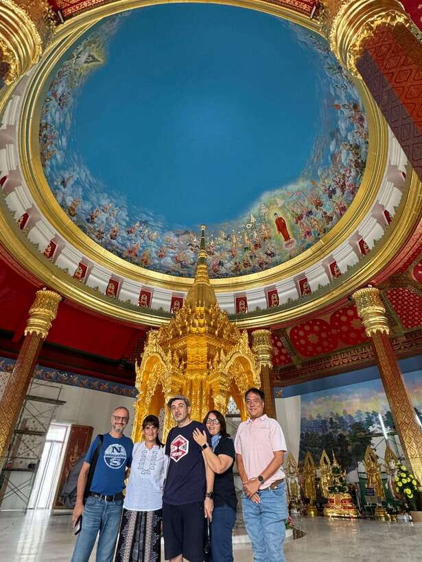 Chiang Mai: Sticky Waterfall scenic loop unseen lake &temple - Wat Phra That Doi Saket: big Buddha views and the Skywalk option