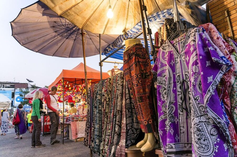 Chiang Mai Street Food Adventure with Locals - Wua Lai Walking Street for Handcrafted Shopping and Sightseeing