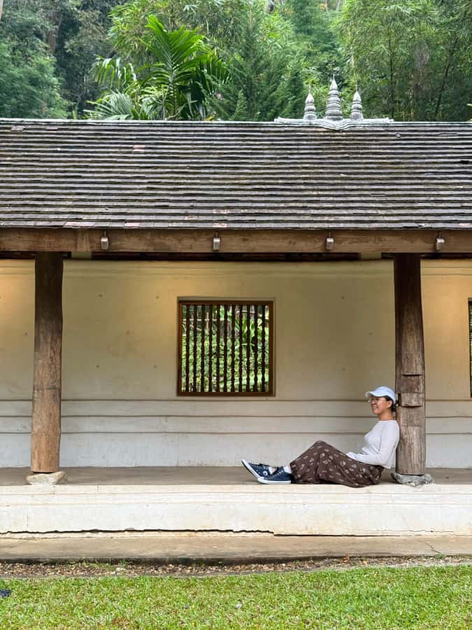 Chiang Mai: Sunrise DoiSuthep | WatPhaLat | iPhoneSnap - Living a Dream coffee stop at Chiang Mai University