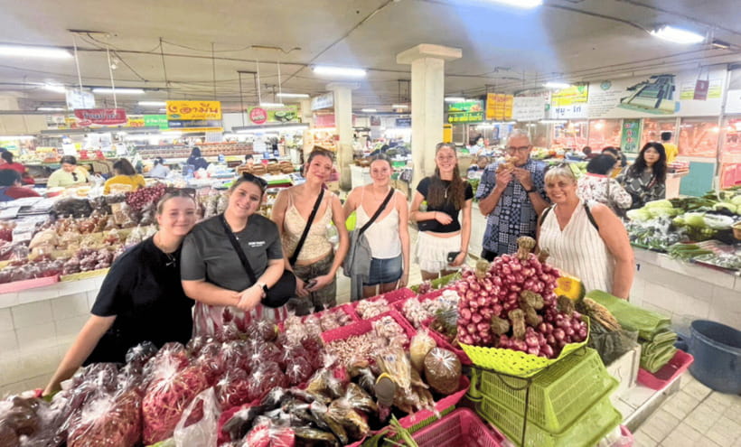 Chiang Mai : Super Fun Thai Cooking Class - Seven Traditional Dishes, Built From Fresh Ingredients