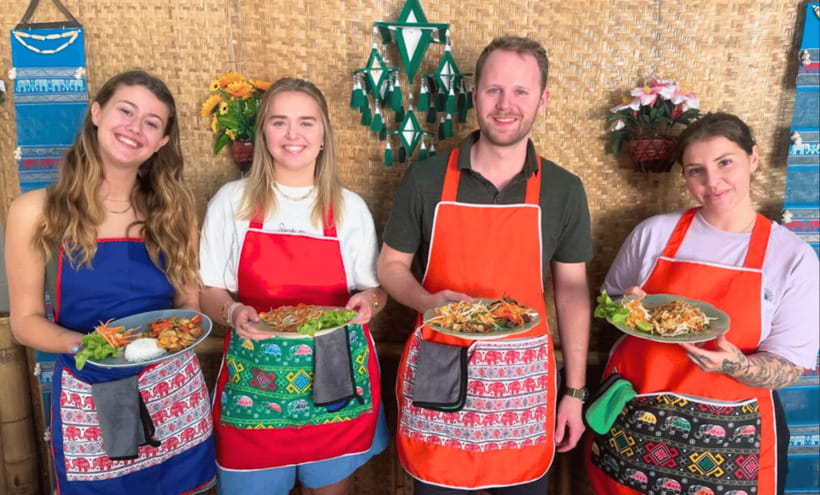Chiang Mai : Super Fun Thai Cooking Class - Timing, Group Size, and the Pace You Should Expect