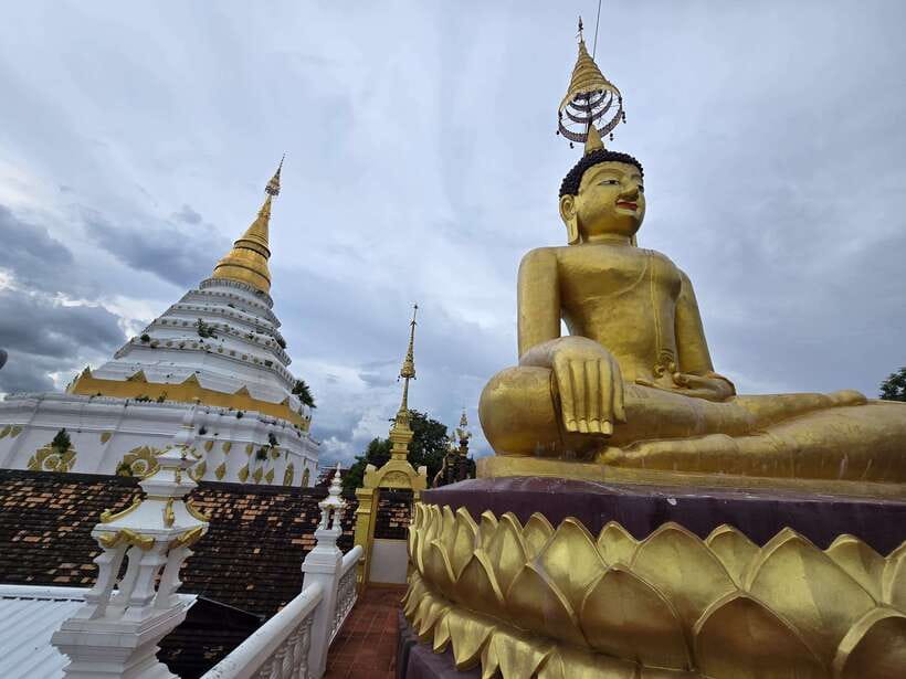 Chiang Mai: Temple & City Tour Part II - Wat Pa Pao, a Shan Burmese style temple outside the moat