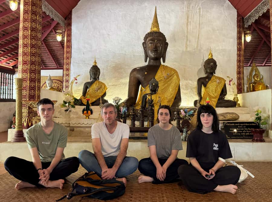 Chiang Mai : Temple , Nature and culture in one day. - Wat Pha Lat at 2:15 pm: mountain quiet and panoramic views