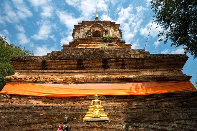 Chiang Mai Temple Tour: Discover Hidden Gem Northern Temples - Doi Suthep and the Naga Staircase: city-light payoff at the right time