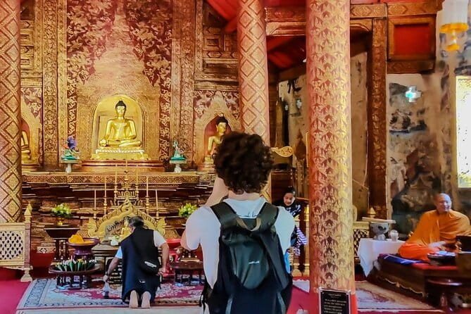 Chiang Mai Temples & Old City Hidden Gems Small Group Tour 2 Hrs - Key Points You’ll Care About