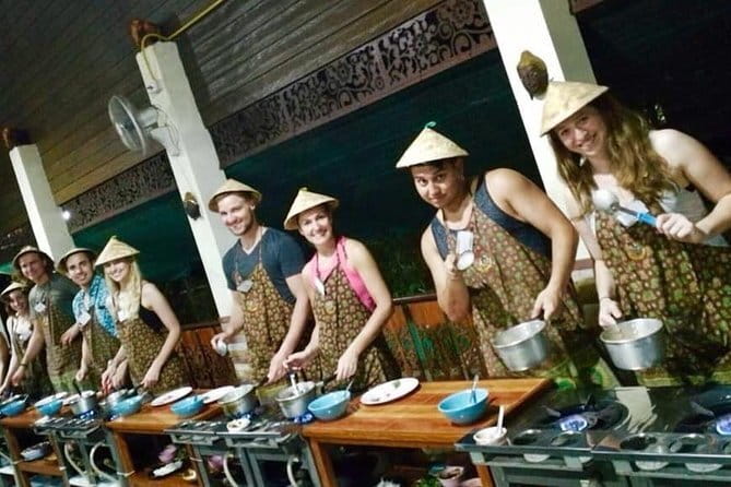 Chiang Mai Thai Cooking Market Tour with Lakeside Pavilions - Organic farm gardens and lakeside pavilions that slow your brain down