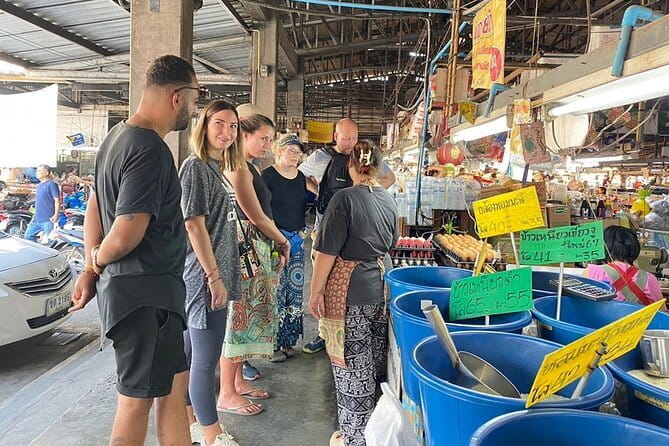Chiang Mai Thai Cooking Market Tour with Lakeside Pavilions - Cooking stations, tasting, and bringing food home