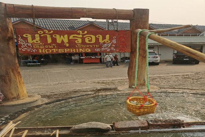 Chiang Mai to Chiang Rai White, Blue, Red Temples Long Neck Tour - Price and Logistics: Does $63.12 Really Make Sense?