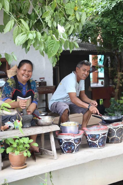 Chiang Mai : Traditional Northern Cooking Class - Khao Soi with Chicken: The Famous Noodle Soup, Balanced